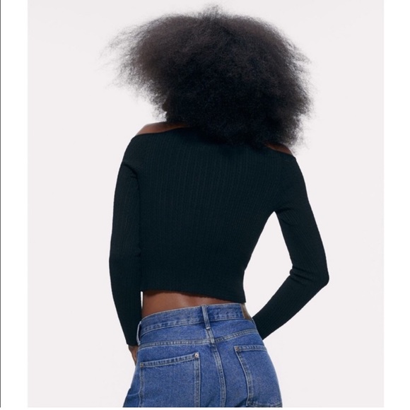 Zara - Cold Shoulder Sweater Top - Picture 4 of 4